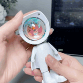 Creatively Designed Astronaut Shaped Rainbow Sunset Projection Lamp